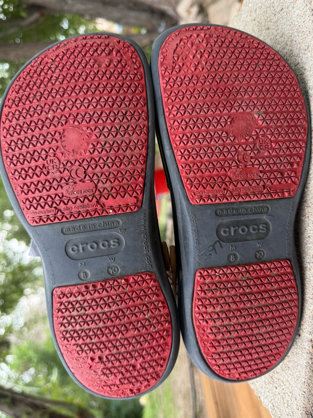 Crocs Bistro Black body with a tan strap - Picture 8 of 8